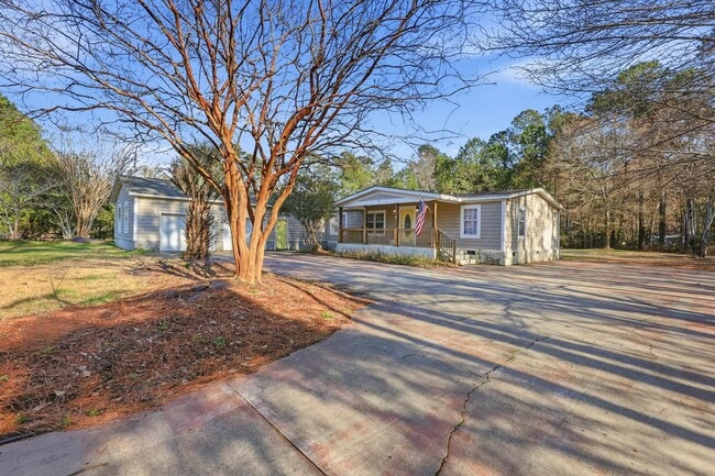 3469 Cypress Dr in Little River, SC - Building Photo - Building Photo