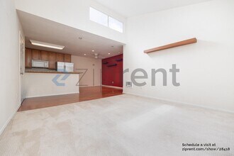 3454 Castle Glen Dr in San Diego, CA - Building Photo - Building Photo