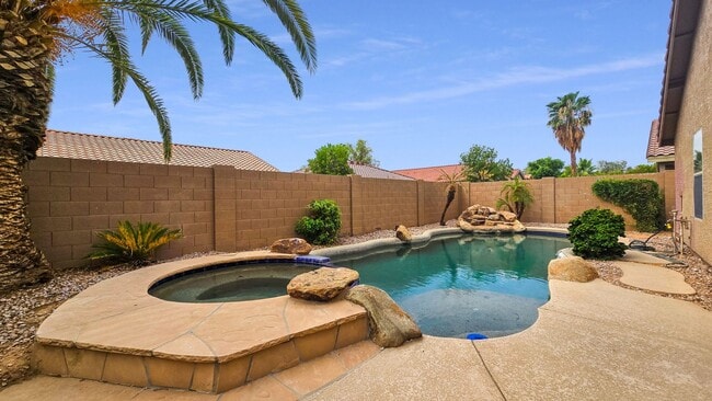 1017 E Pinto Ct in Gilbert, AZ - Building Photo - Building Photo