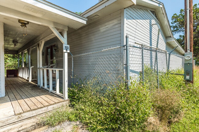 113 County Rd 1604 in Clifton, TX - Building Photo - Building Photo