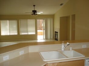 600 Boone Dr in Vacaville, CA - Building Photo - Building Photo