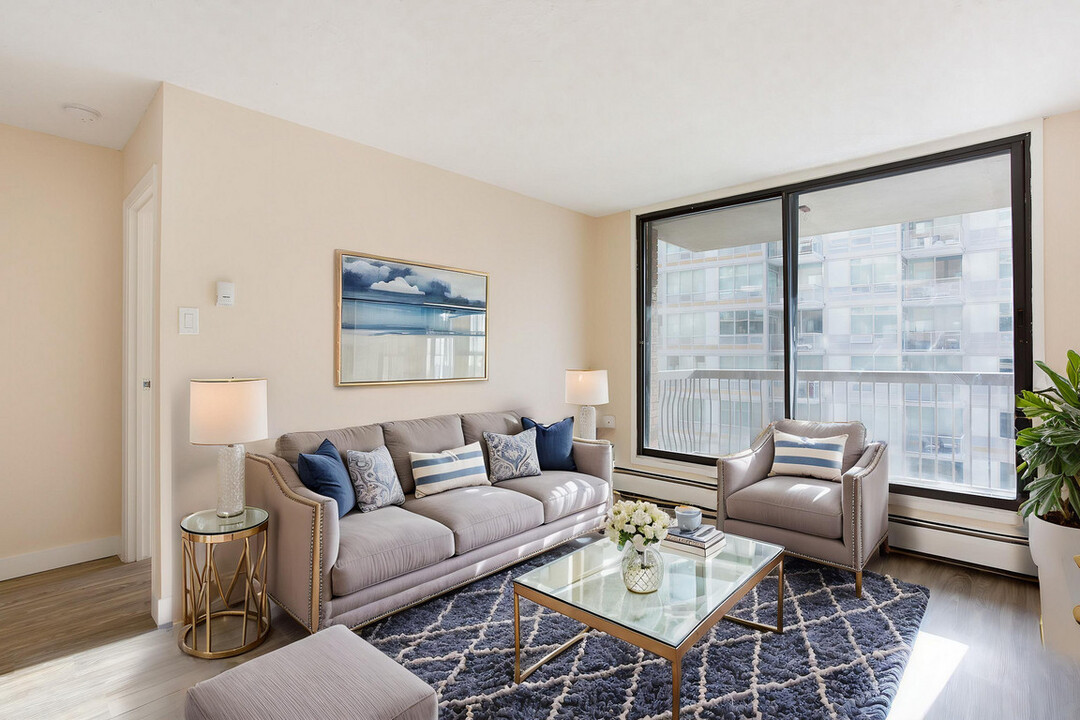 The Birkenshaw Apartments in Calgary, AB - Foto de edificio