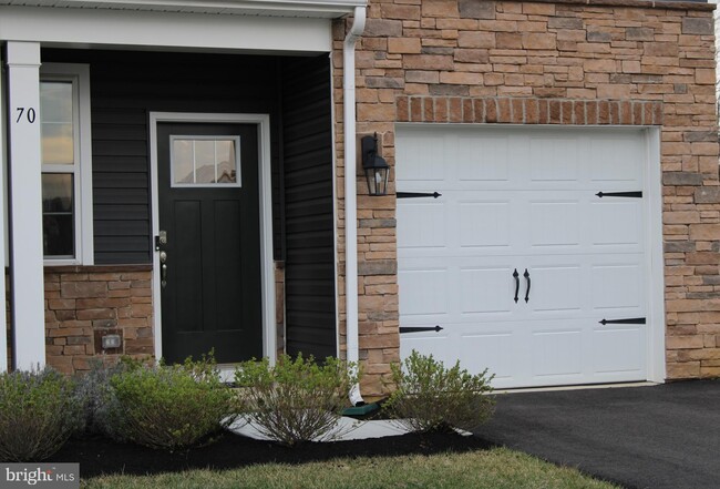 70 Nelsons Wy in Mount Holly, NJ - Building Photo - Building Photo