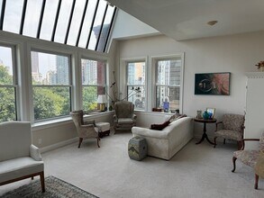 132 Boylston St in Boston, MA - Building Photo - Building Photo