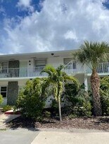 500 1st Ave S in Lake Worth Beach, FL - Building Photo