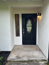 3615 Riverview Dr in Redding, CA - Building Photo - Building Photo