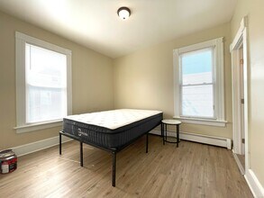 196 Blatchley Ave in New Haven, CT - Building Photo - Building Photo