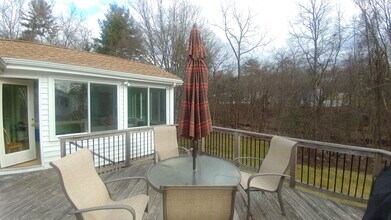 21 Freeport Dr in Burlington, MA - Building Photo - Building Photo