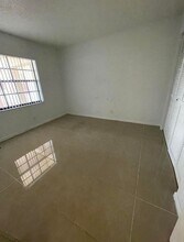 4285 Oak Terrace Dr in Greenacres, FL - Building Photo - Building Photo