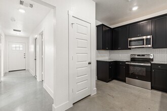 522 Campus St in Troy, TX - Foto de edificio - Building Photo