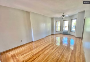 193 Beech St in Holyoke, MA - Building Photo - Building Photo