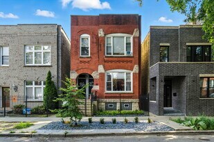 1413 N Campbell Ave in Chicago, IL - Building Photo