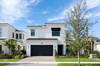 5667 Delacroix Ter in Palm Beach Gardens, FL - Building Photo - Building Photo
