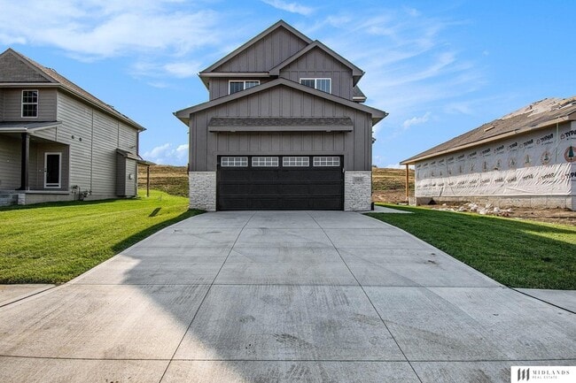 property at 15975 Kempten Crk Dr