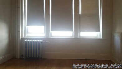 1163 Boylston St, Unit 30 in Boston, MA - Building Photo - Building Photo