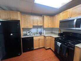 12 7th St, Unit U1 in Cambridge, MA - Building Photo