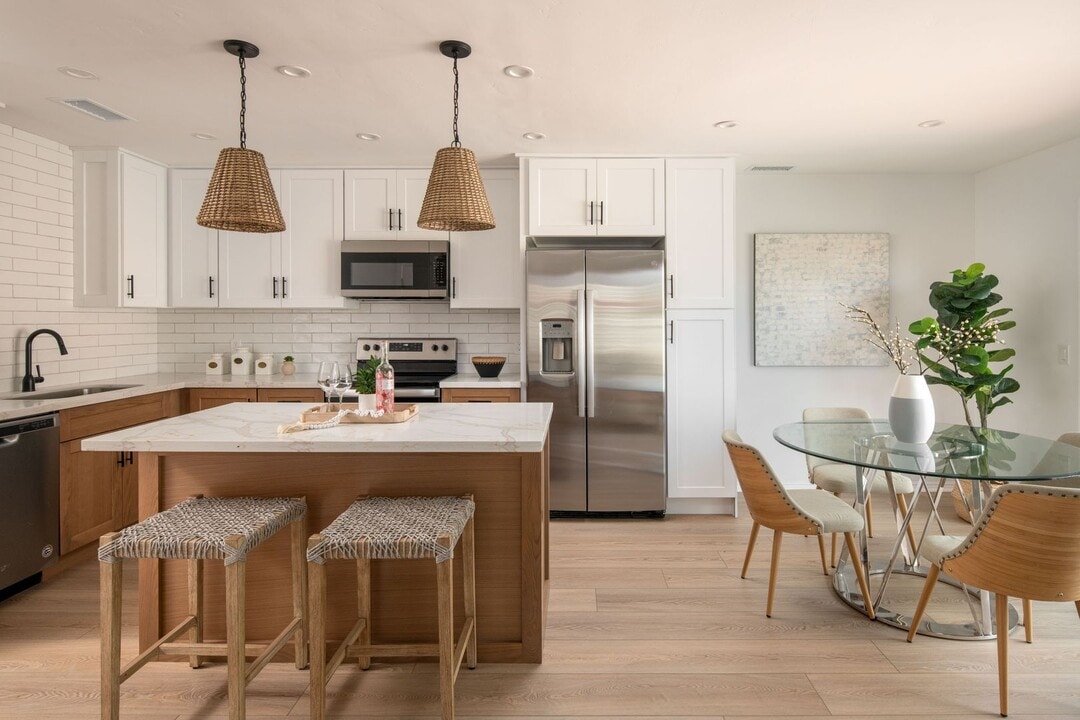 1829 Forestdale Dr in Encinitas, CA - Building Photo