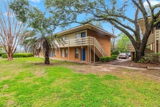 457 White Dr in Tallahassee, FL - Building Photo - Building Photo