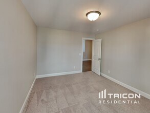 5109 Cloverhill Dr in Murfreesboro, TN - Building Photo - Building Photo