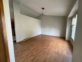 4206 SE 23rd St in Des Moines, IA - Building Photo