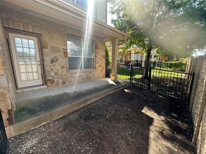 16100 Great Oaks Dr in Round Rock, TX - Building Photo - Building Photo