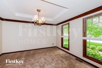 10387 Courageous Dr in Indianapolis, IN - Building Photo - Building Photo