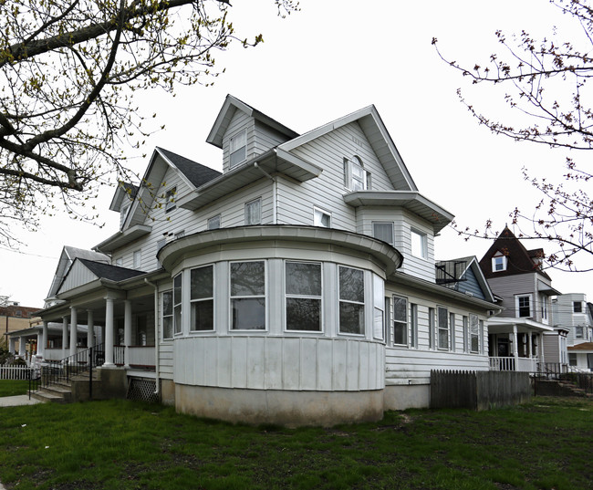 711 Grand Ave in Asbury Park, NJ - Building Photo - Building Photo