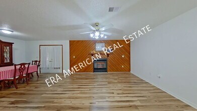 101 Drewson Dr in Crestview, FL - Building Photo - Building Photo