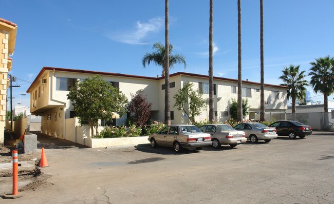 Margate Palms Apartments in Sherman Oaks, CA - Building Photo - Building Photo