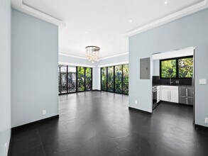 1560 S Ocean Ln in Fort Lauderdale, FL - Building Photo - Building Photo