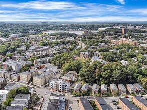 46 Colborne Rd, Unit 5 in Boston, MA - Foto de edificio - Building Photo