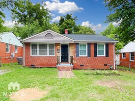 1828 Brownstone St in Charlotte, NC - Building Photo