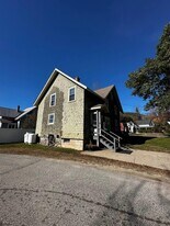 51 Church St, Unit 220 in Lincoln, NH - Building Photo