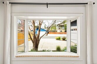 22376 Rippling Brook in Lake Forest, CA - Building Photo - Building Photo