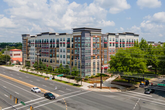 The Reed in Rockville, MD - Foto de edificio - Building Photo