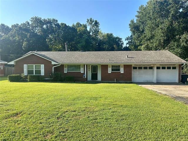 831 Booth Dr in Shreveport, LA - Building Photo