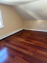 43 Russett Ln in Levittown, PA - Foto de edificio - Building Photo