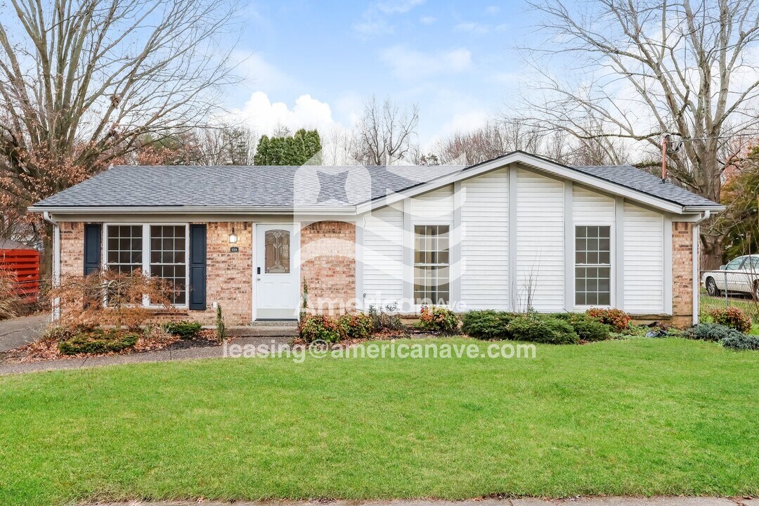 8304 Berea Dr in Louisville, KY - Building Photo