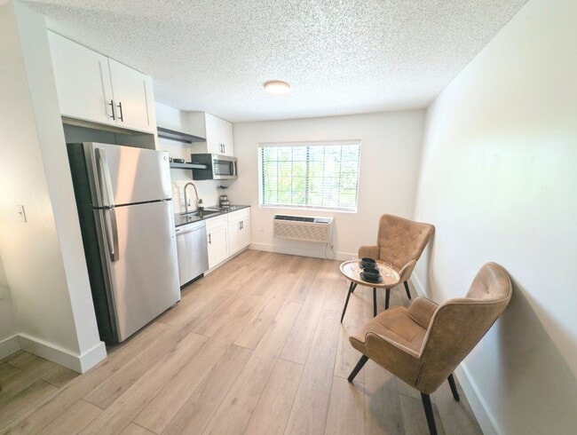 Oxbow Apartments