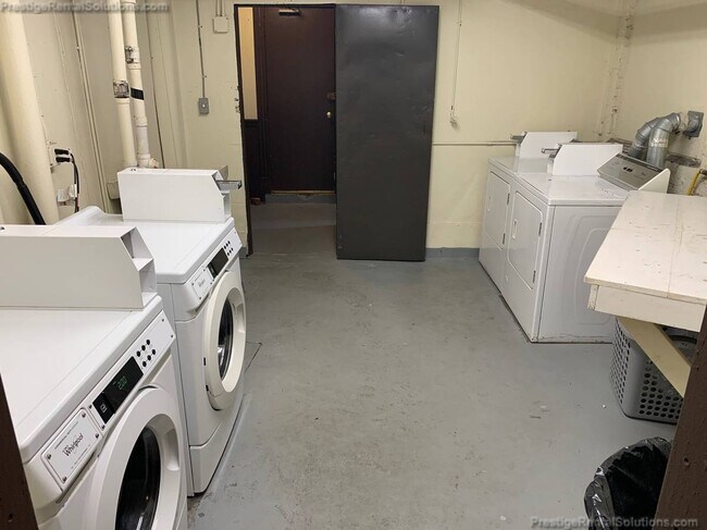 1114 Commonwealth Ave, Unit B photo'