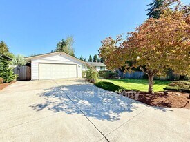 8609 NW 15th Ave in Vancouver, WA - Building Photo