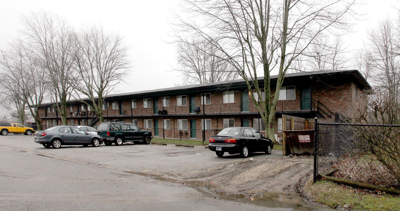 Lofts on 40 in Indianapolis, IN - Building Photo