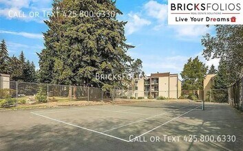 14620 NE 32nd St in Bellevue, WA - Building Photo - Building Photo