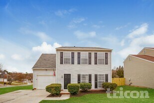 12435 Shelly Pines Dr in Charlotte, NC - Building Photo