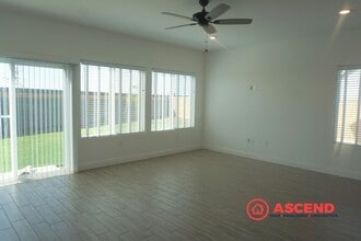 3301 Twin Knolls Ln in Shafter, CA - Building Photo - Building Photo