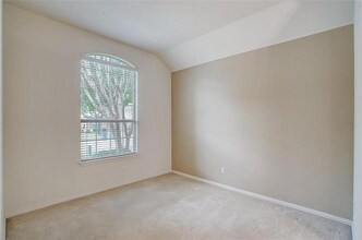 5027 Norwich Rd in Toledo, OH - Foto de edificio - Building Photo