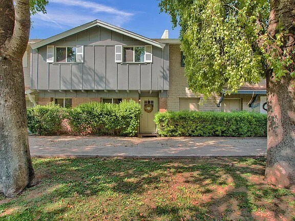 property at 6165 N Granite Reef Rd