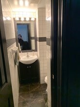 2429 W Clifton Ave in Cincinnati, OH - Building Photo - Building Photo