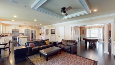 118 Worthen Rd in Lexington, MA - Building Photo - Building Photo