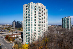 Forest Vista in Toronto, ON - Building Photo